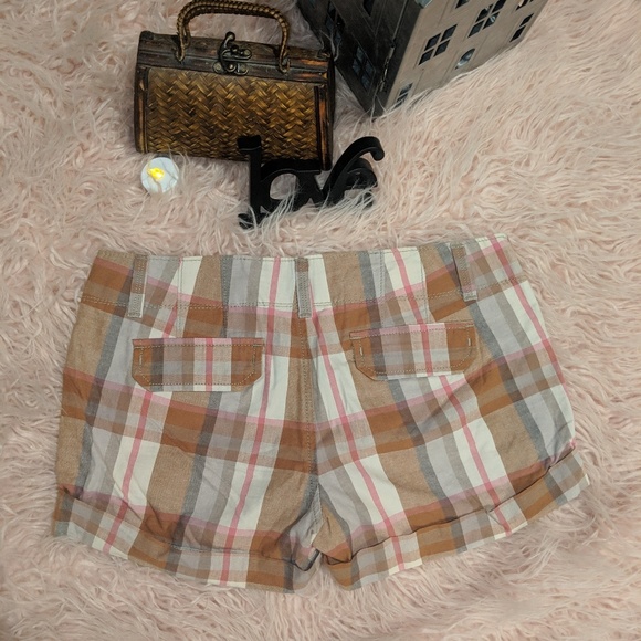 Women's Size 4 Old Navy 3.5in Striped Shorts - Picture 5 of 6